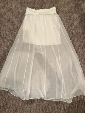 Vince Camuto Ivory Sheer Maxi Skirt with Lined Slip